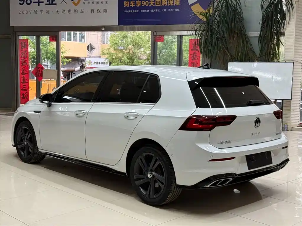 Volkswagen Golf 2023 280TSI DSG R-Line Lite