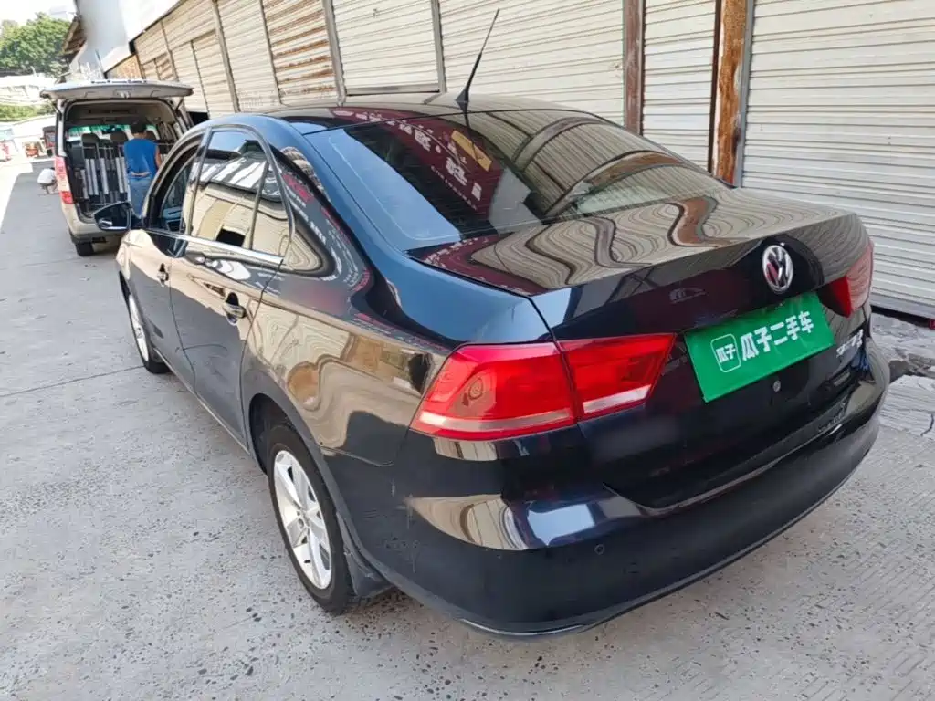 Volkswagen Santana — миниатюра 5