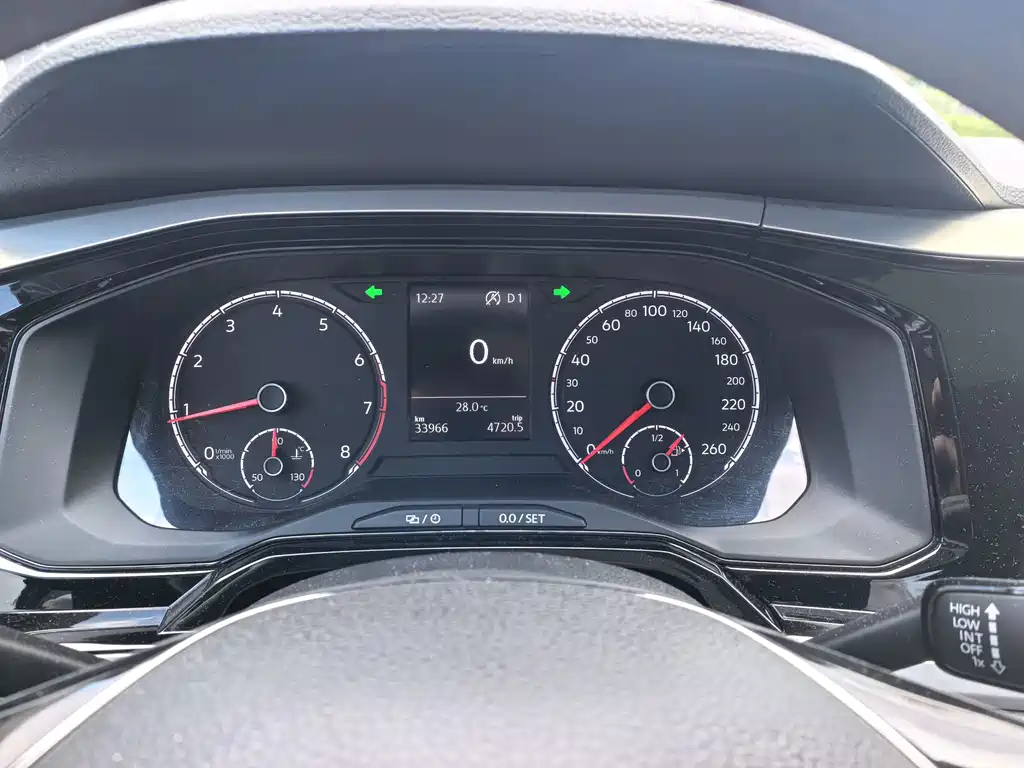 Volkswagen Polo — миниатюра 7
