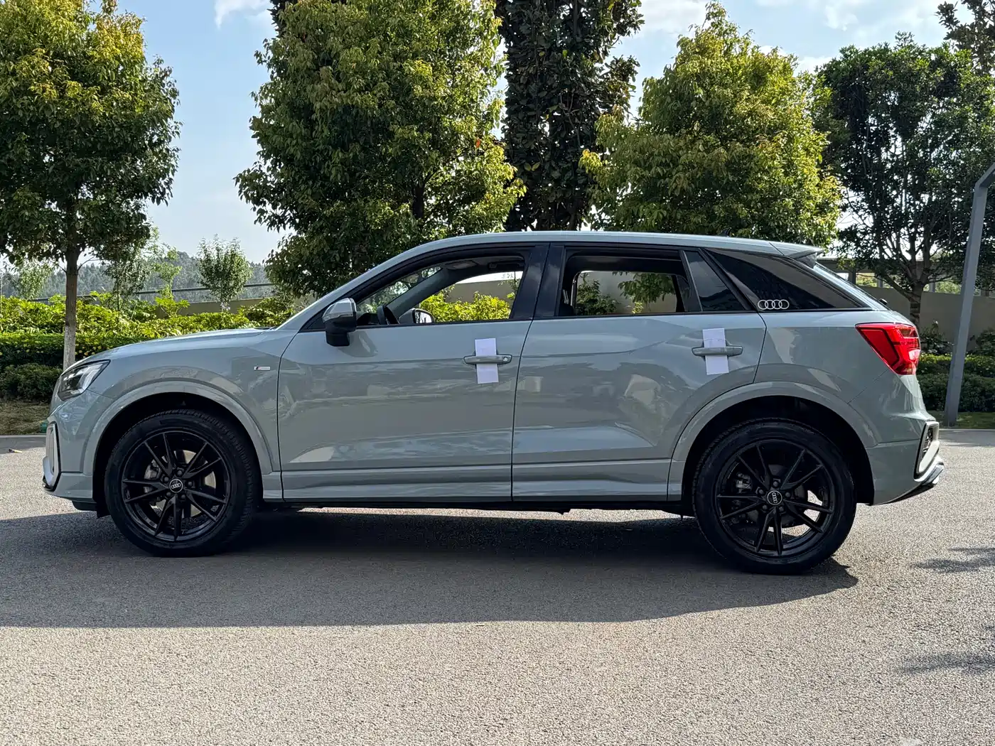 Audi Q2L
