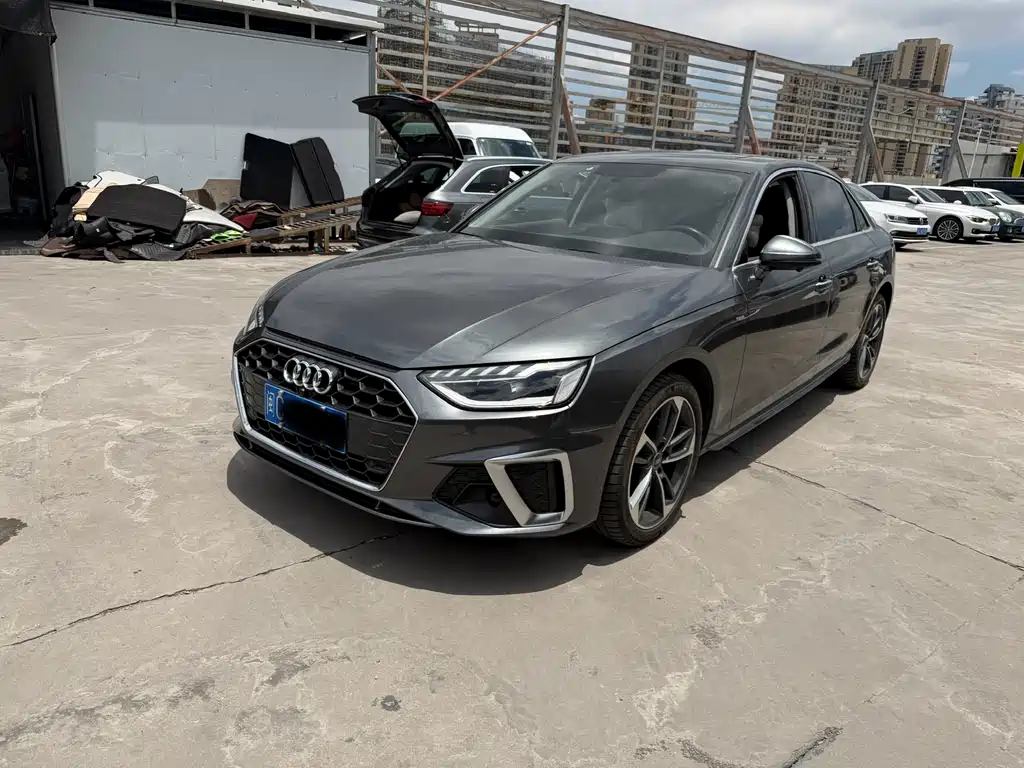 Audi A4L 2022