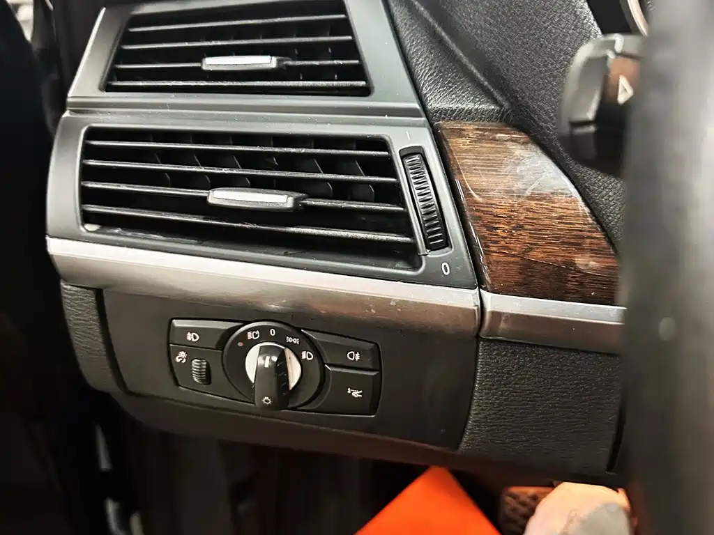 BMW X6 — миниатюра 11