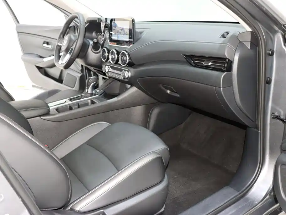 Nissan Sylphy — миниатюра 8