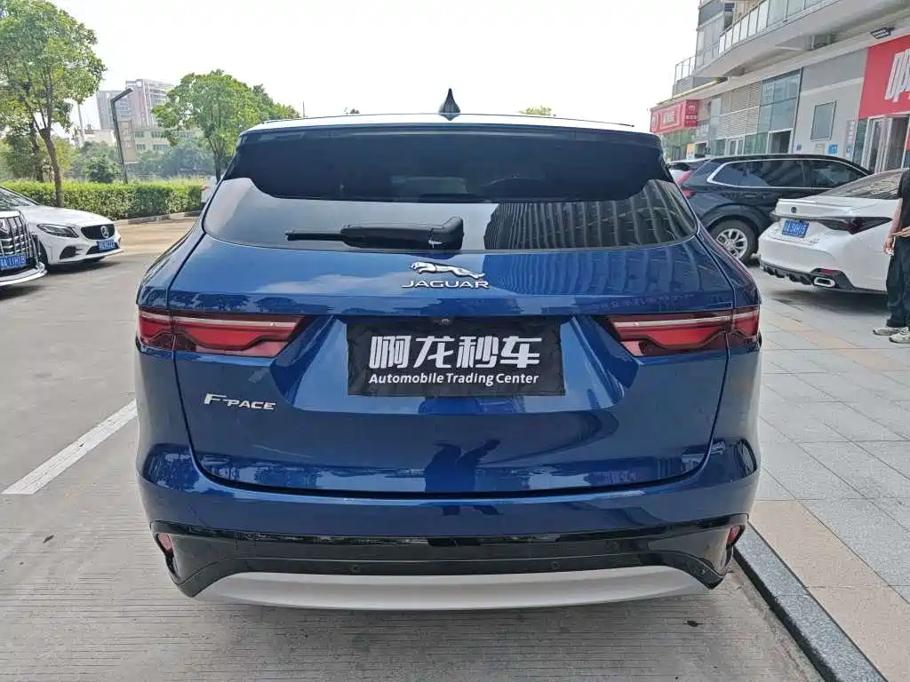 Jaguar F-PACE — миниатюра 9