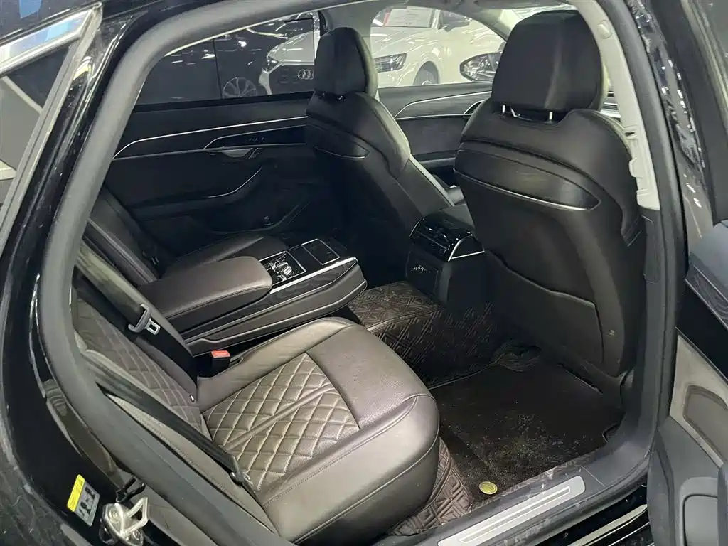 Audi A8 2022 A8L 50 TFSI quattro Comfort