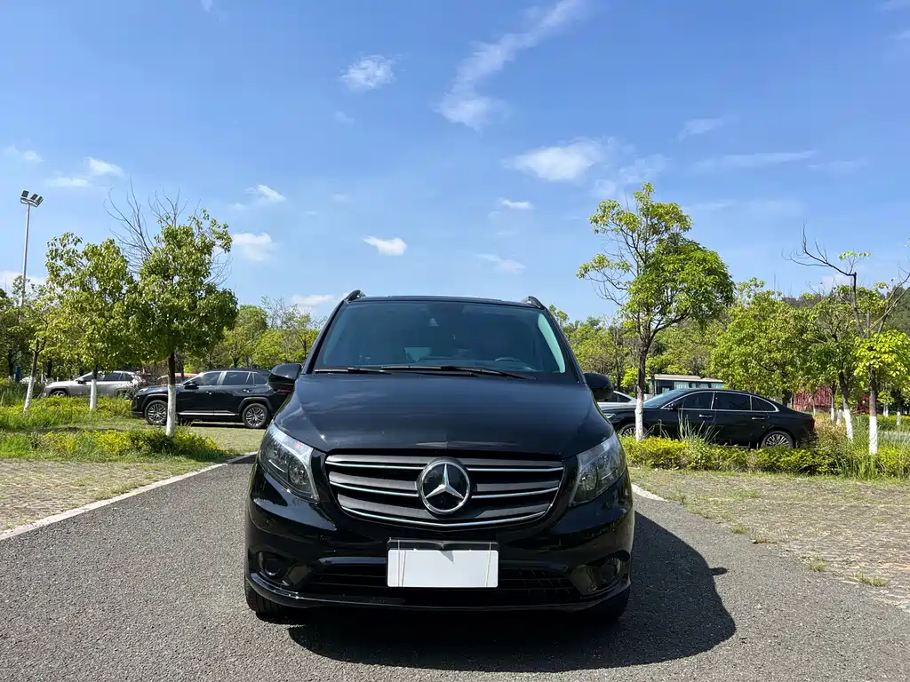 MERCEDES-BENZ VITO