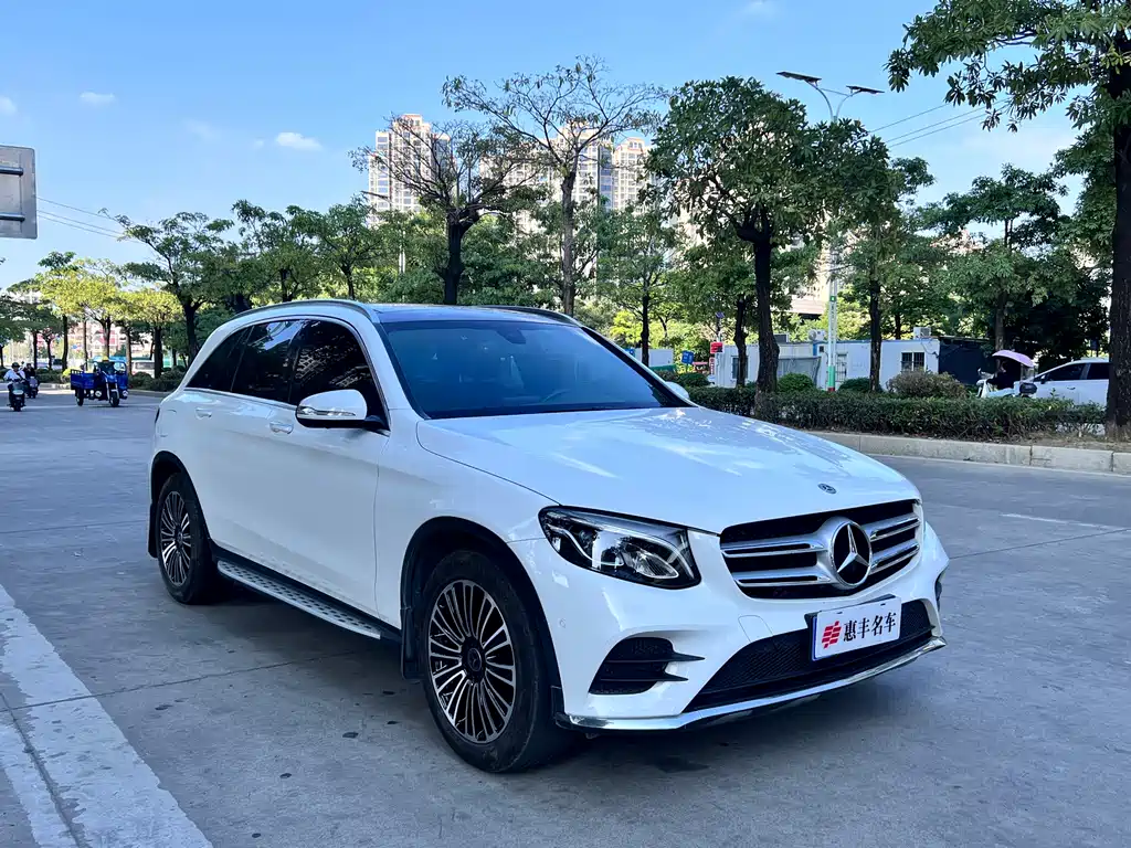 MERCEDES-BENZ GLC