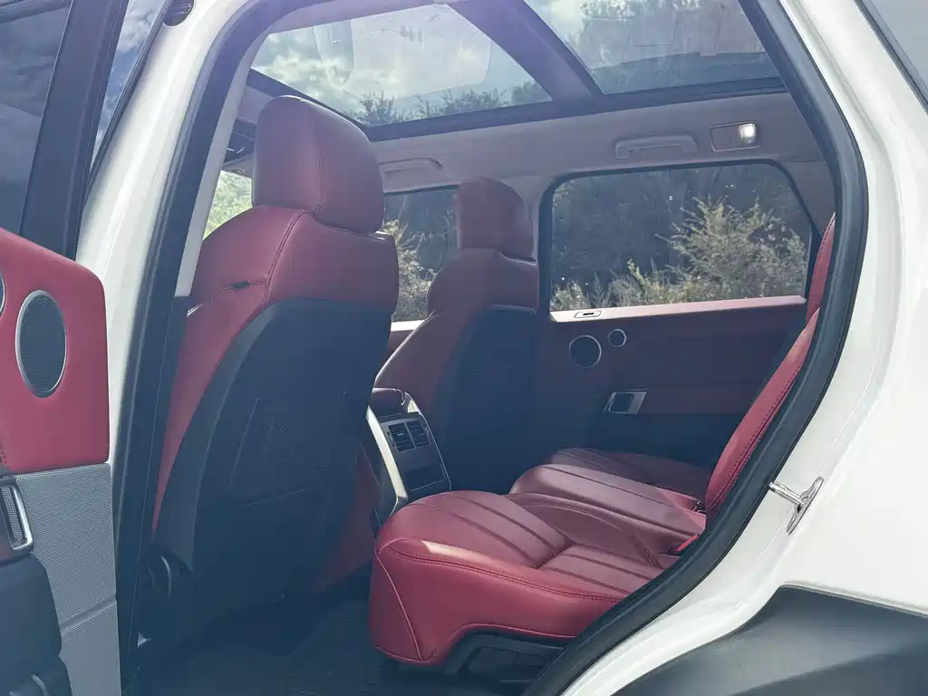 Land Rover Sport — миниатюра 7