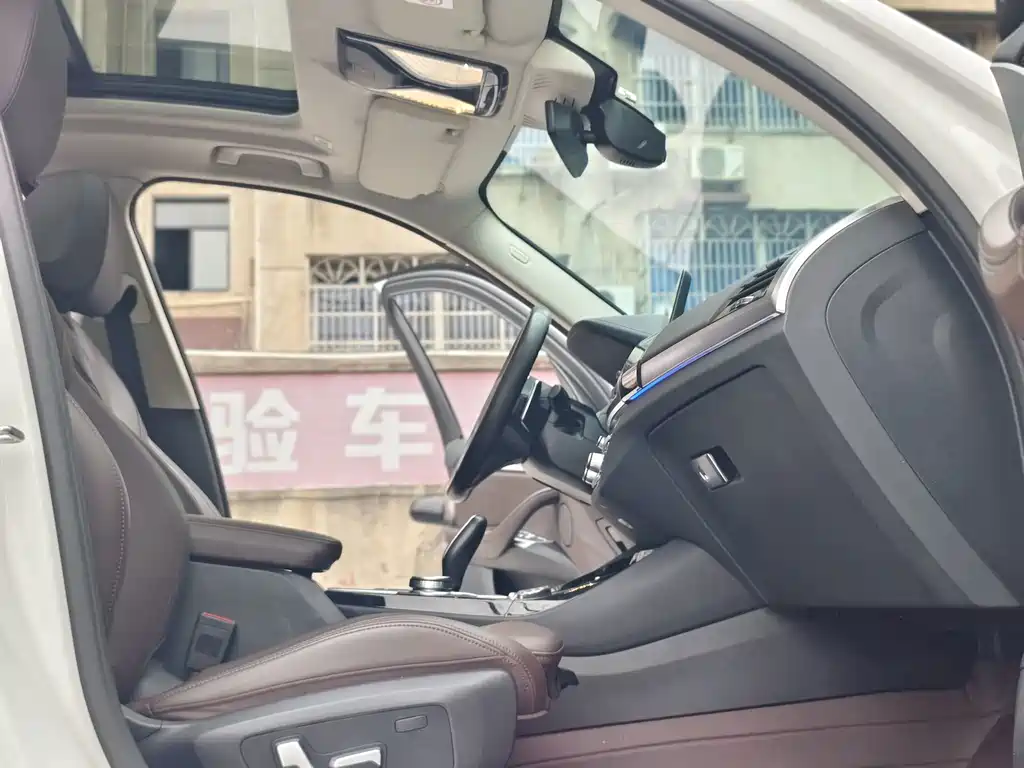 BMW X3 — миниатюра 13