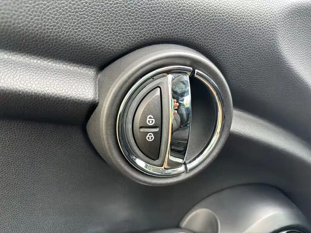 MINI Mini — миниатюра 14