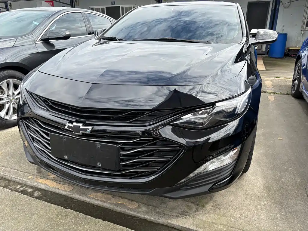 Купить Chevrolet Malibu XL