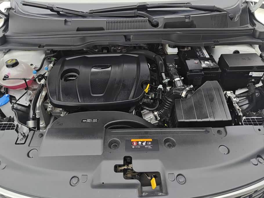 Geely Binyue 1.5 л 2024 г. Белый, пробег 22700 км