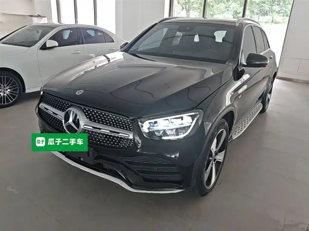 Купить Mercedes-Benz GLC