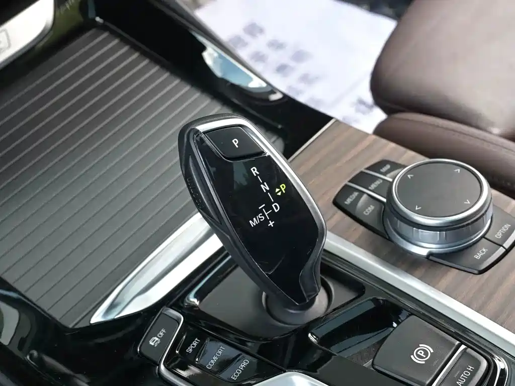 BMW X3 — миниатюра 12