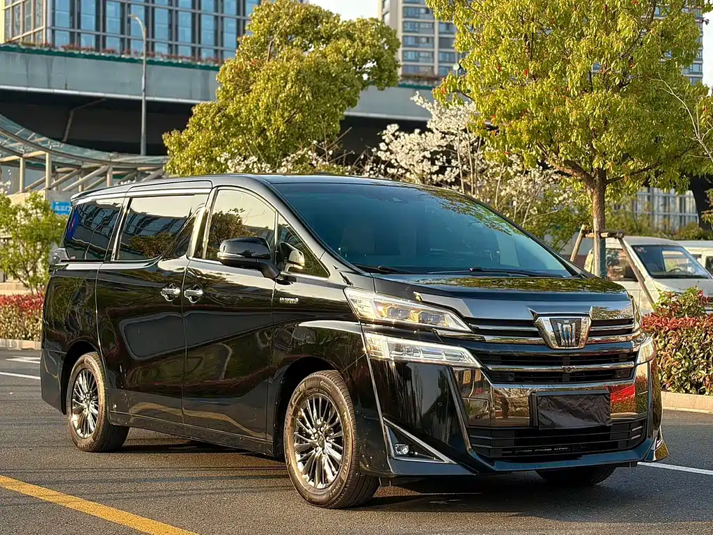 Toyota Vellfire 2021 2.5L HV