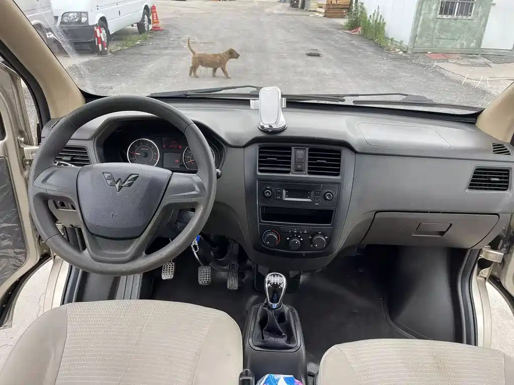 Wuling RongguangS S 2021 1.2L 7 местLSI