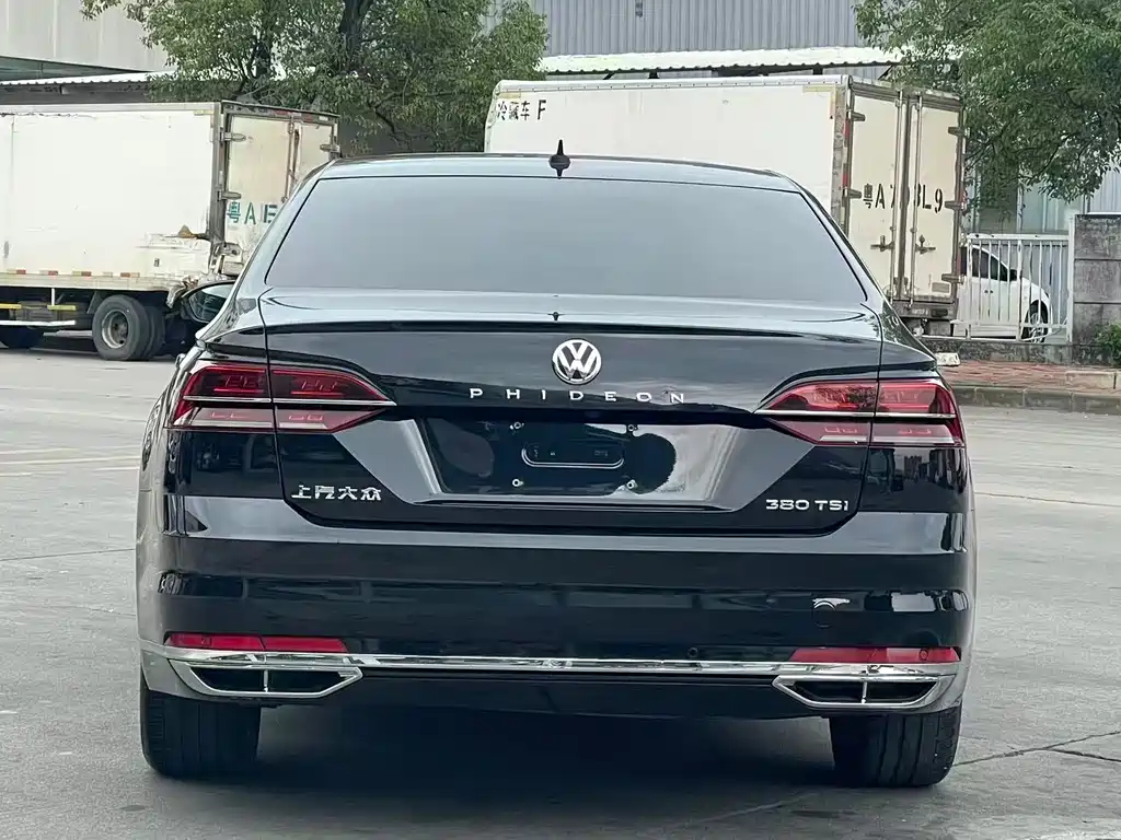 Volkswagen Phideon 380TSI 2WD Royal Premium Luxury Edition, фото 7