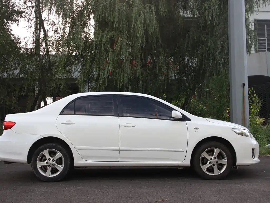 Toyota Corolla — миниатюра 11
