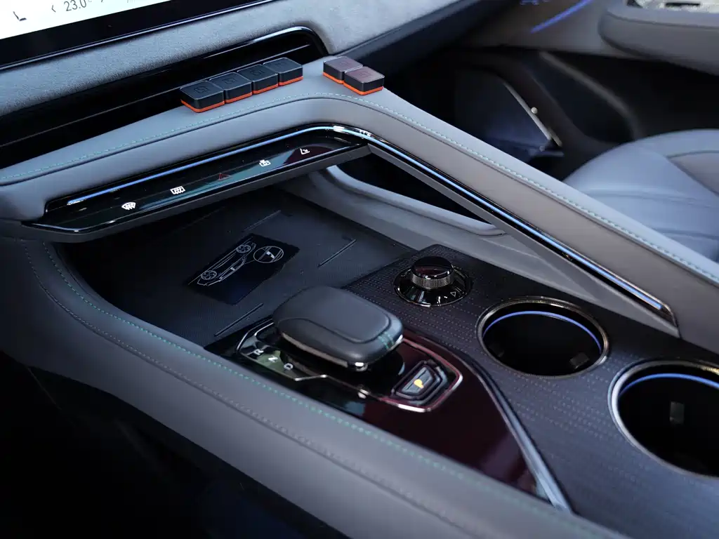 ZEEKR EXTREME KRYPTON 001