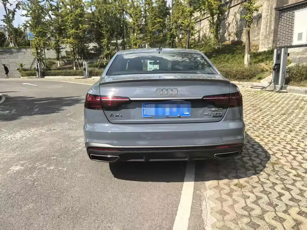 Audi A4L — миниатюра 4