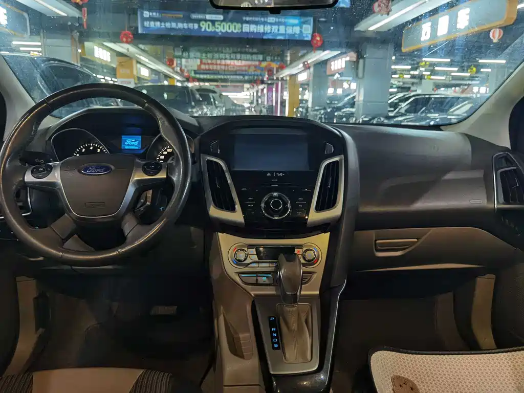 Ford Focus — миниатюра 8