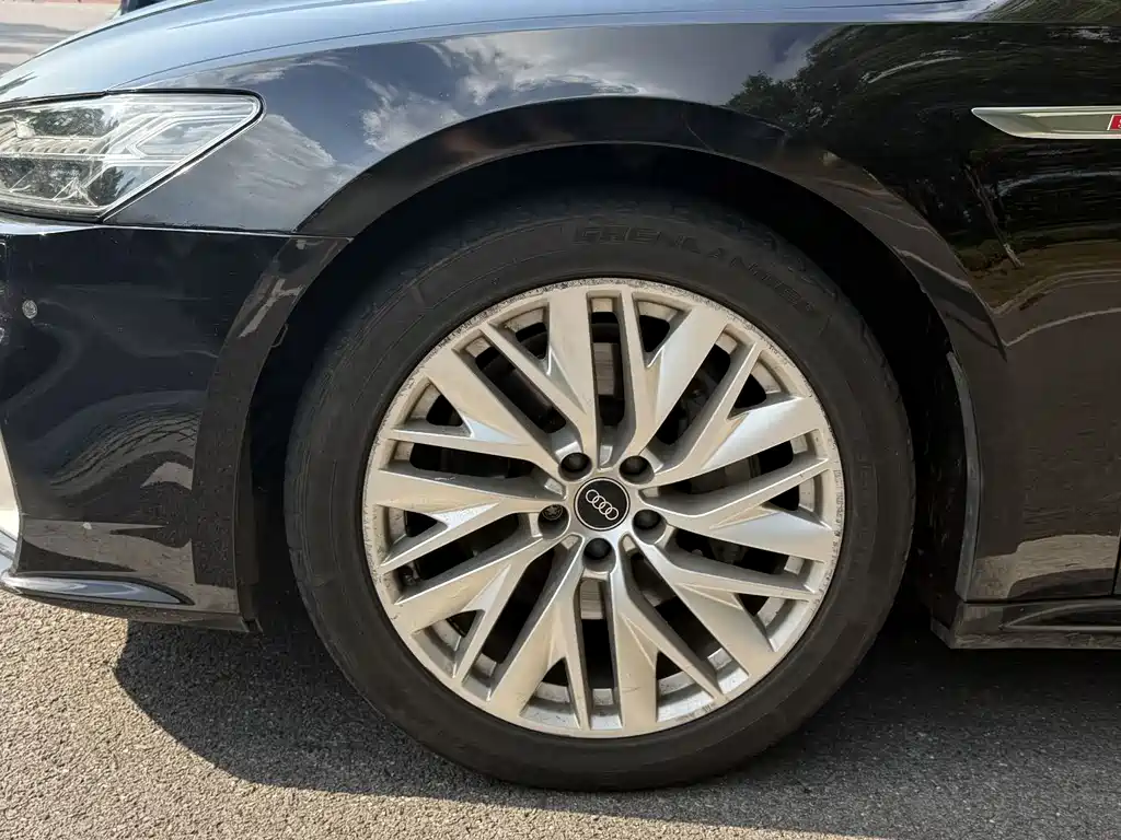 Audi A7L — миниатюра 4