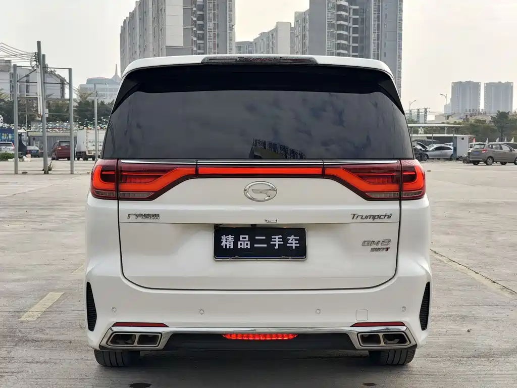GAC TRUMPCHI M8