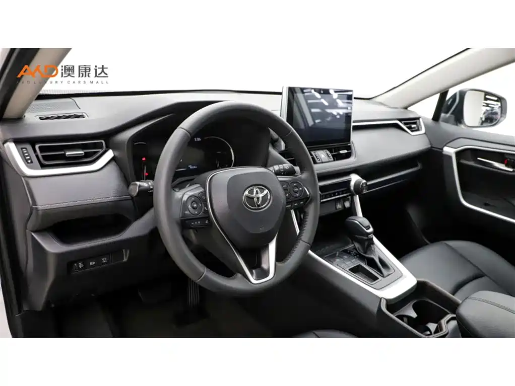 Toyota RAV4 — миниатюра 6