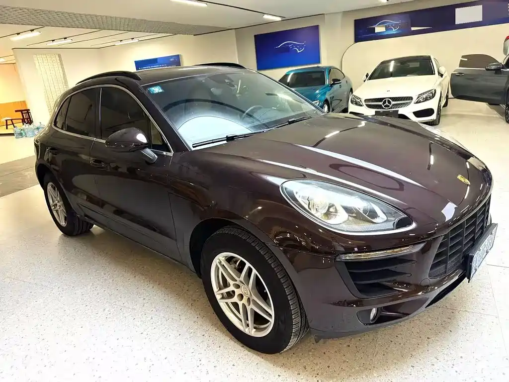 Porsche Macan — миниатюра 2