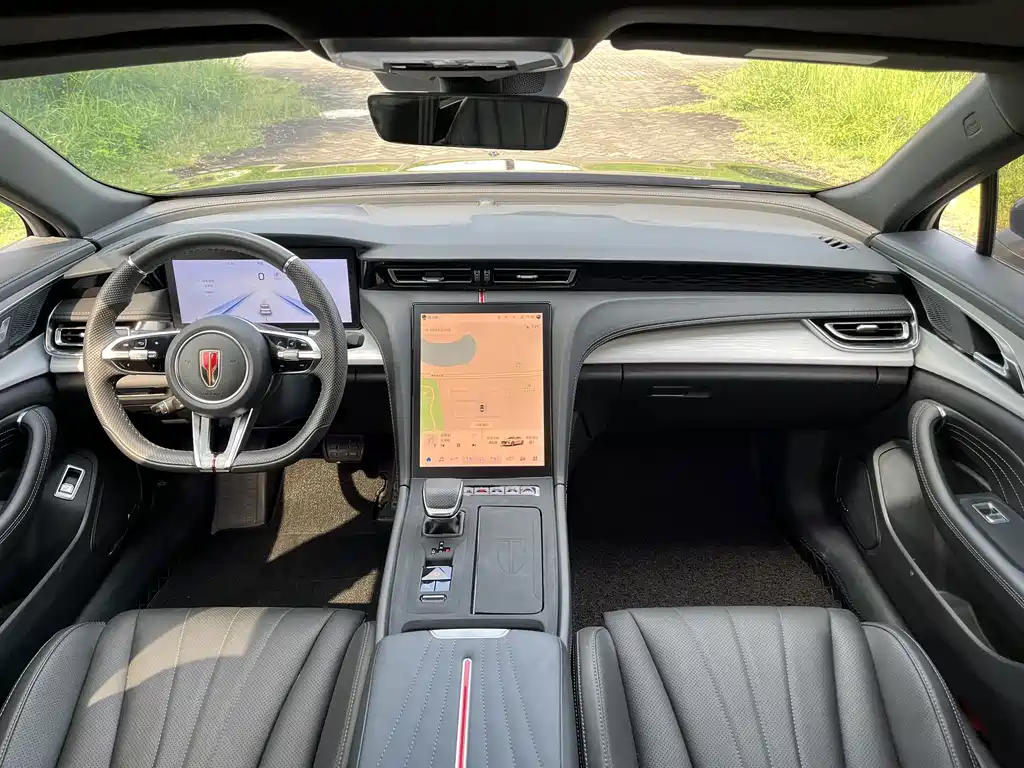Hongqi Hongqi H5 — миниатюра 14