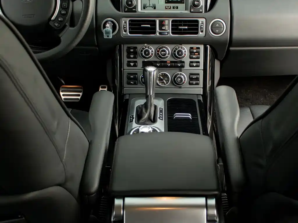 Land Rover Range Rover — миниатюра 16