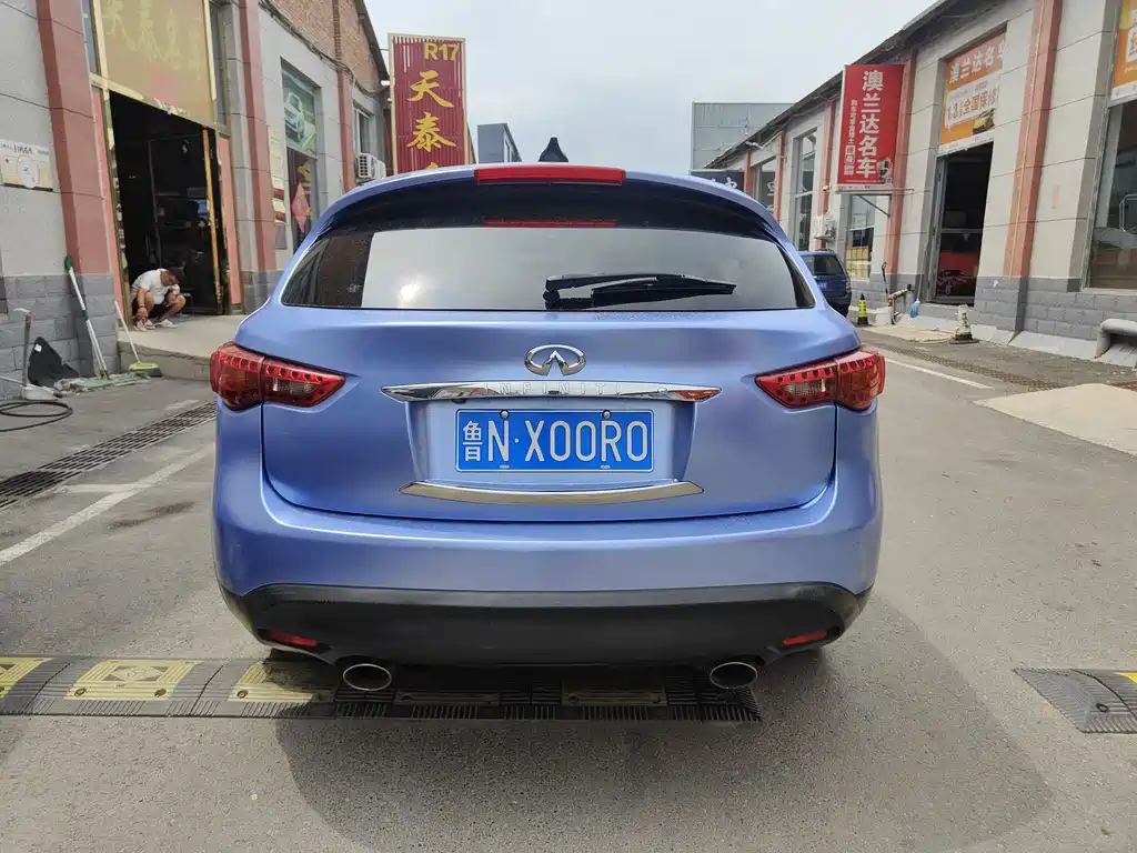 Infiniti FX — миниатюра 5