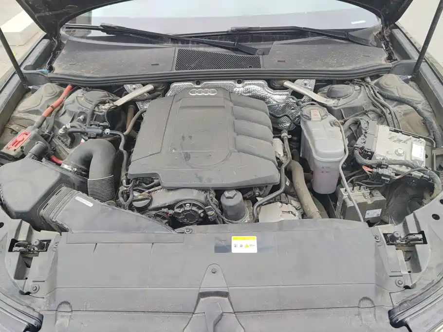 Audi A6L — миниатюра 10