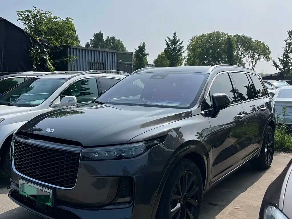 Li Auto ONE 2021 6 мест