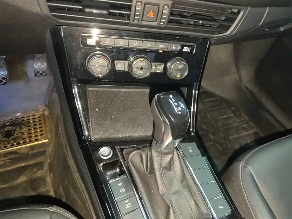 Volkswagen Passat — миниатюра 14