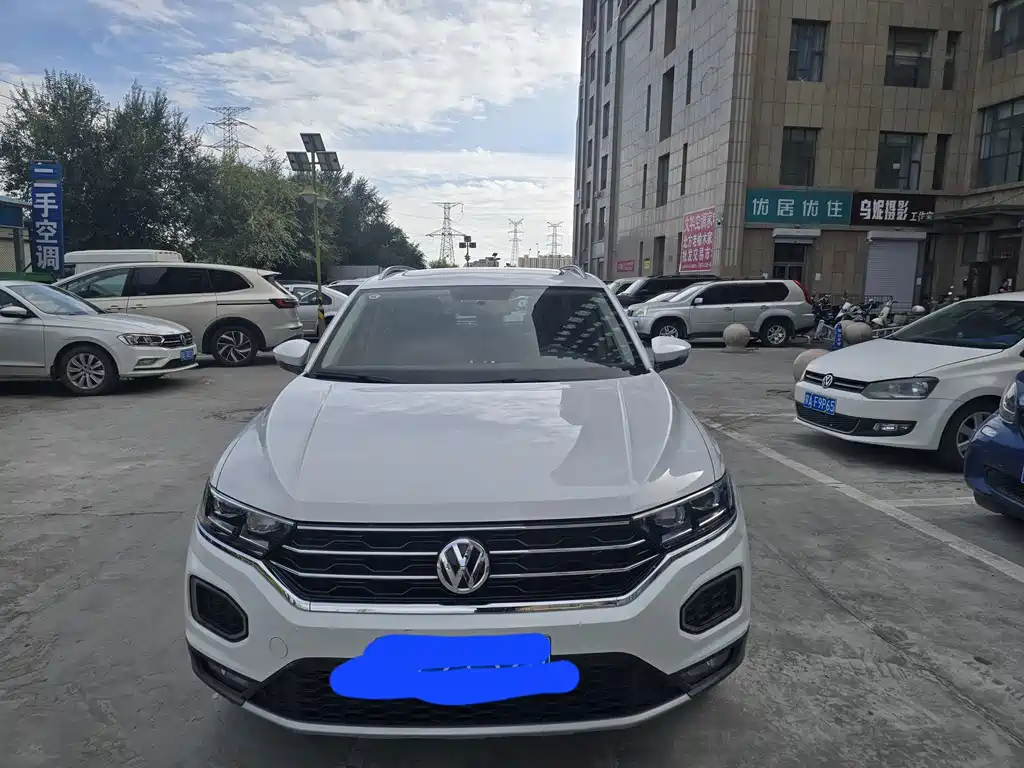 Volkswagen T-Roc — миниатюра 2