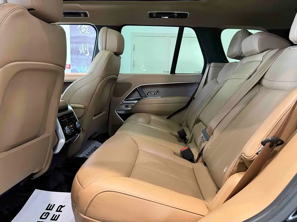 Land Rover Range Rover — миниатюра 15