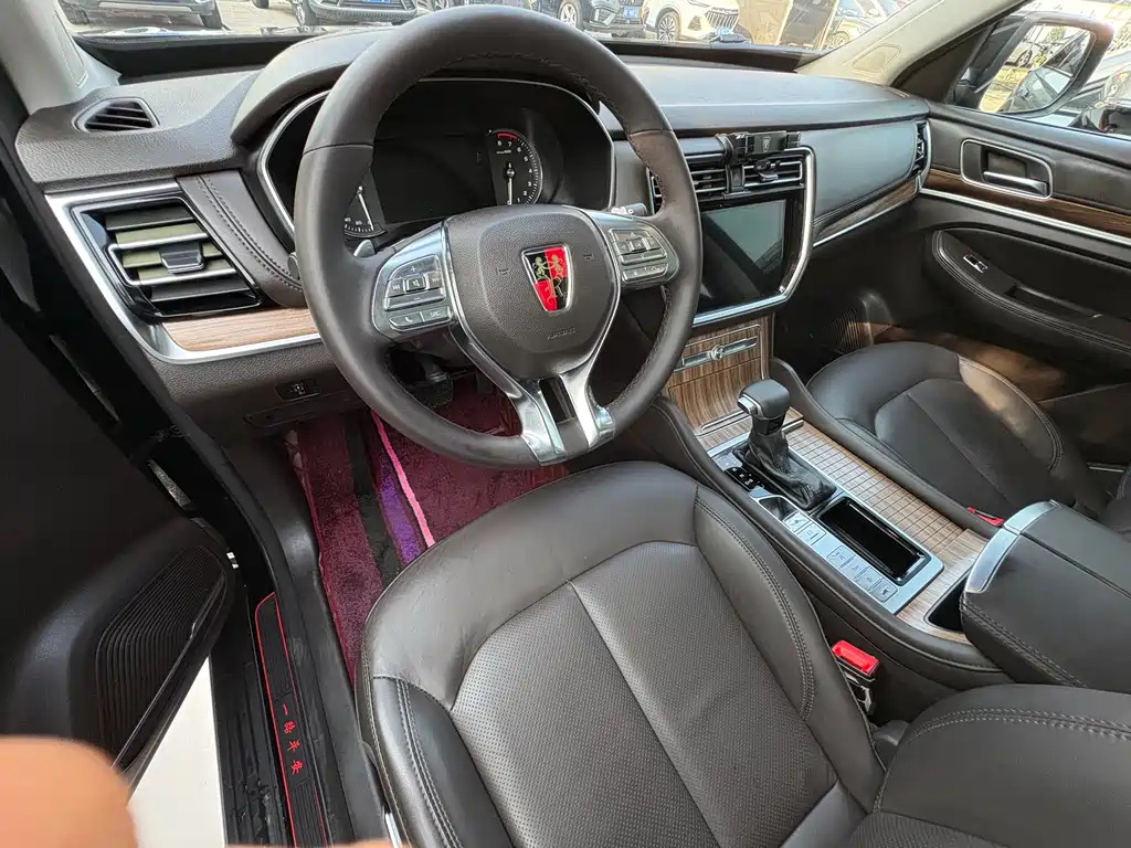 Roewe RX8 — миниатюра 7
