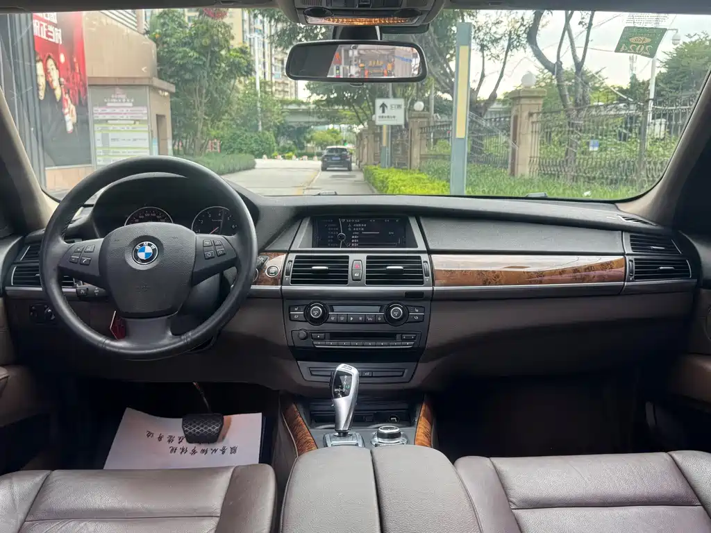 BMW X5 (Import) — миниатюра 8