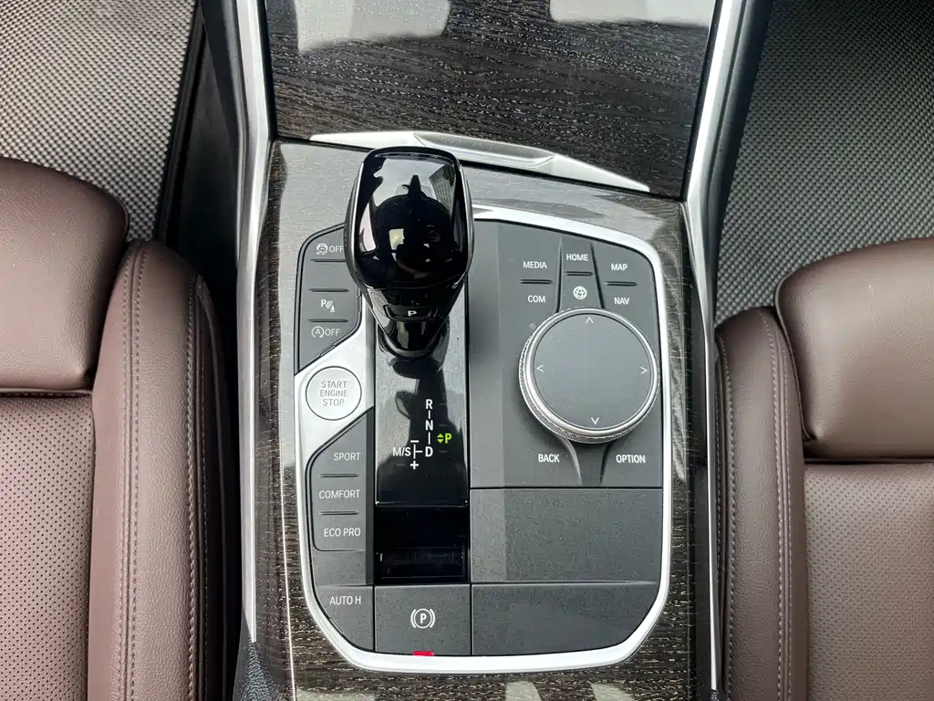 BMW 3 Series — миниатюра 26