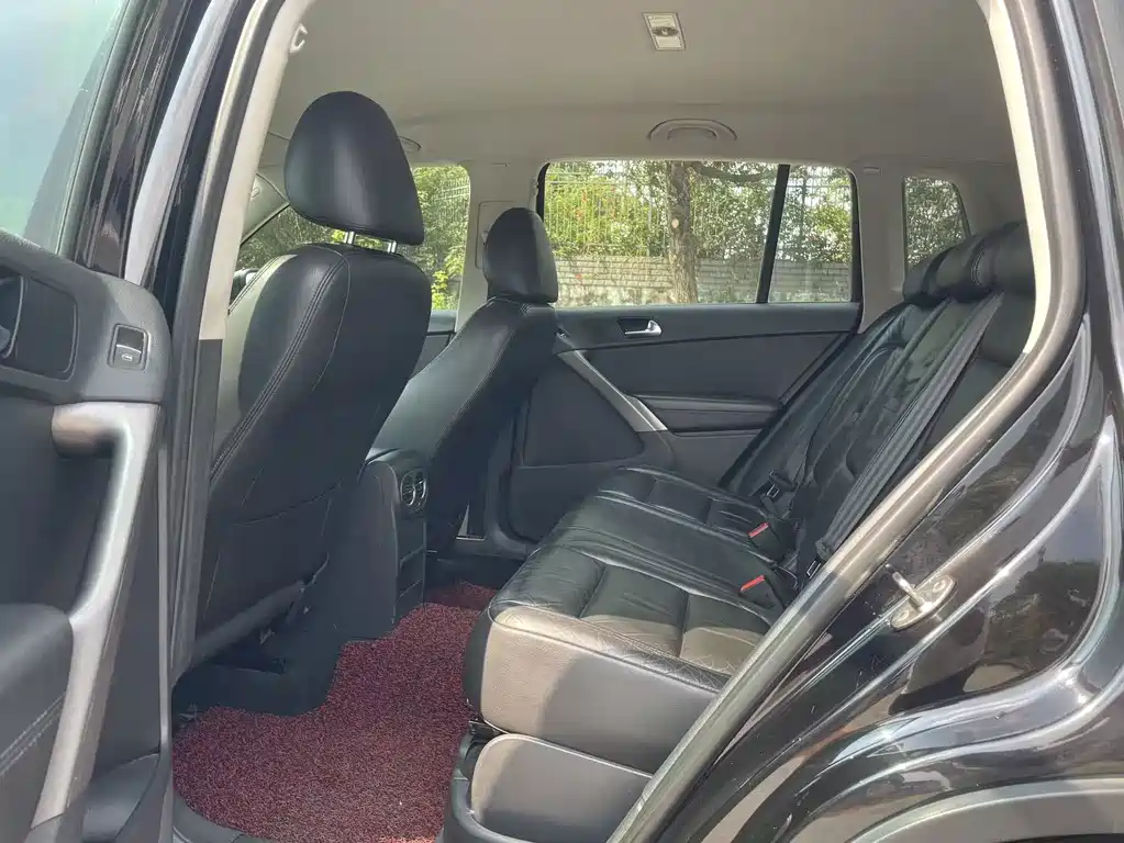 Volkswagen Tiguan — миниатюра 6