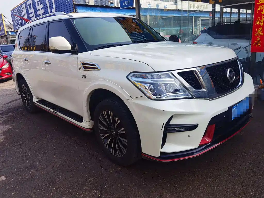 Nissan Patrol — миниатюра 2
