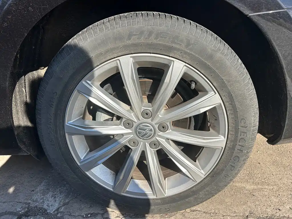 Volkswagen Passat — миниатюра 27