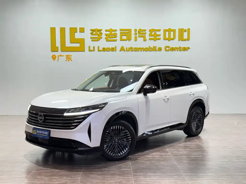 Nissan Teramont