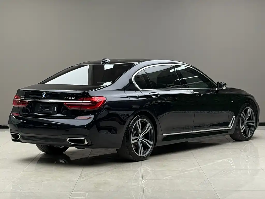 BMW 7 Series 7 2018 740Li xDrive Premium M Sport