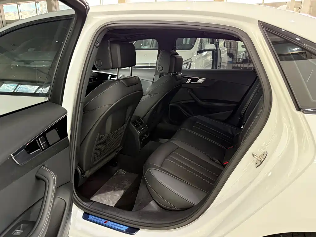 Audi A4L — миниатюра 6