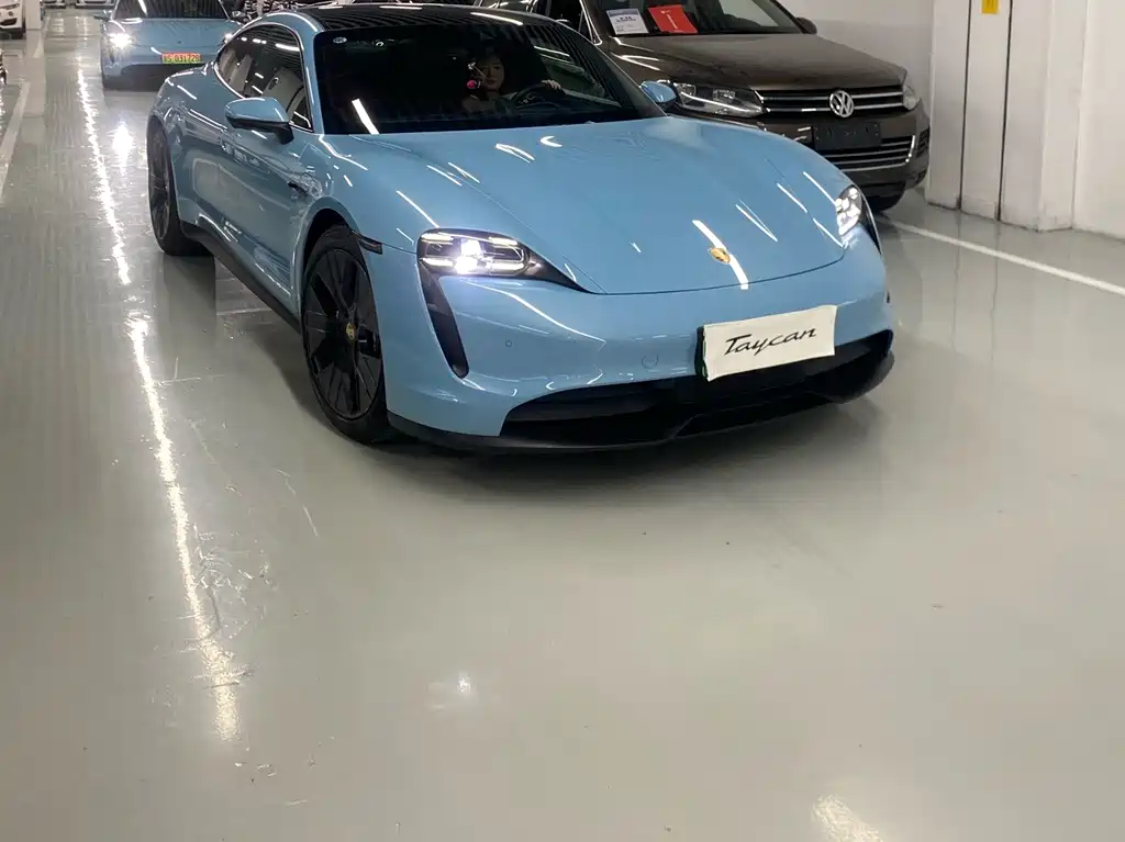 Porsche Taycan
