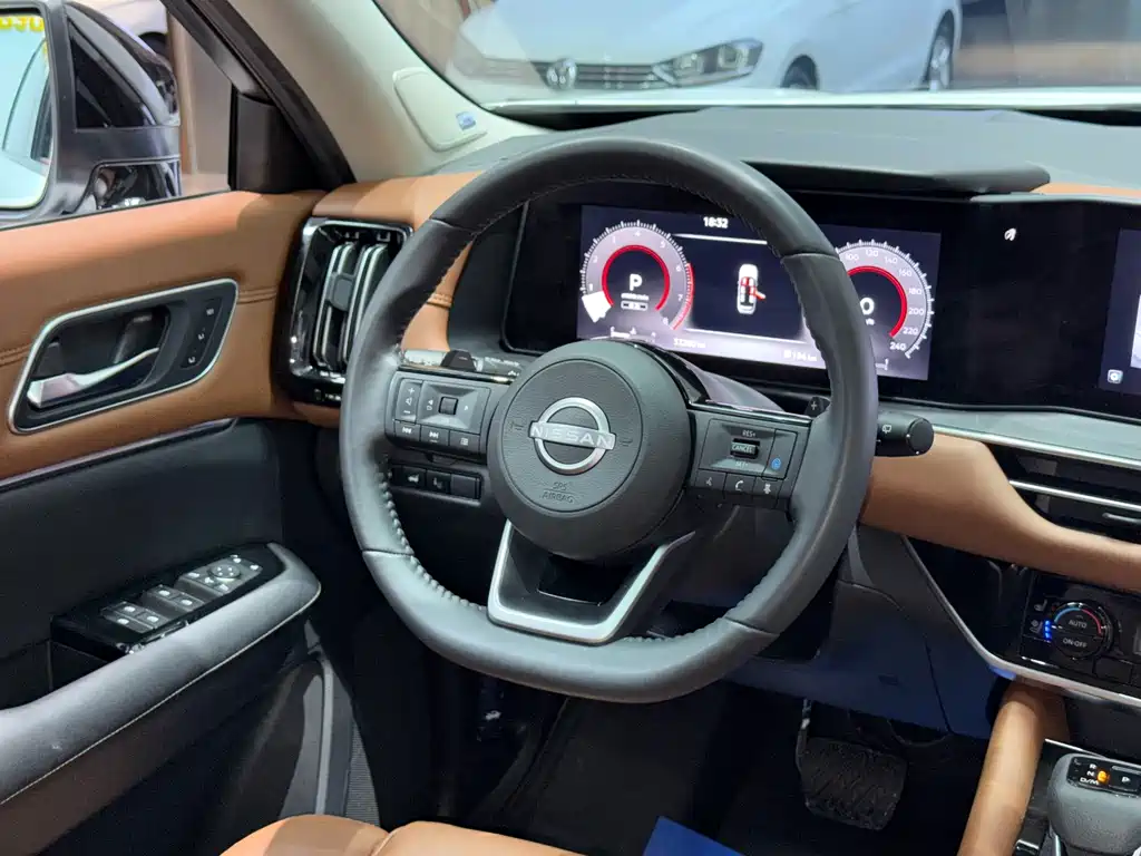 Nissan Teramont — миниатюра 11