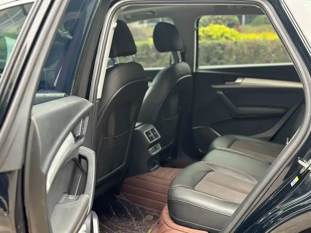 Audi Q5L — миниатюра 8