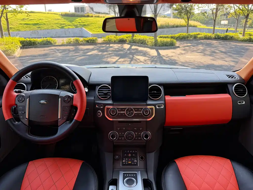 Land Rover Discovery — миниатюра 12